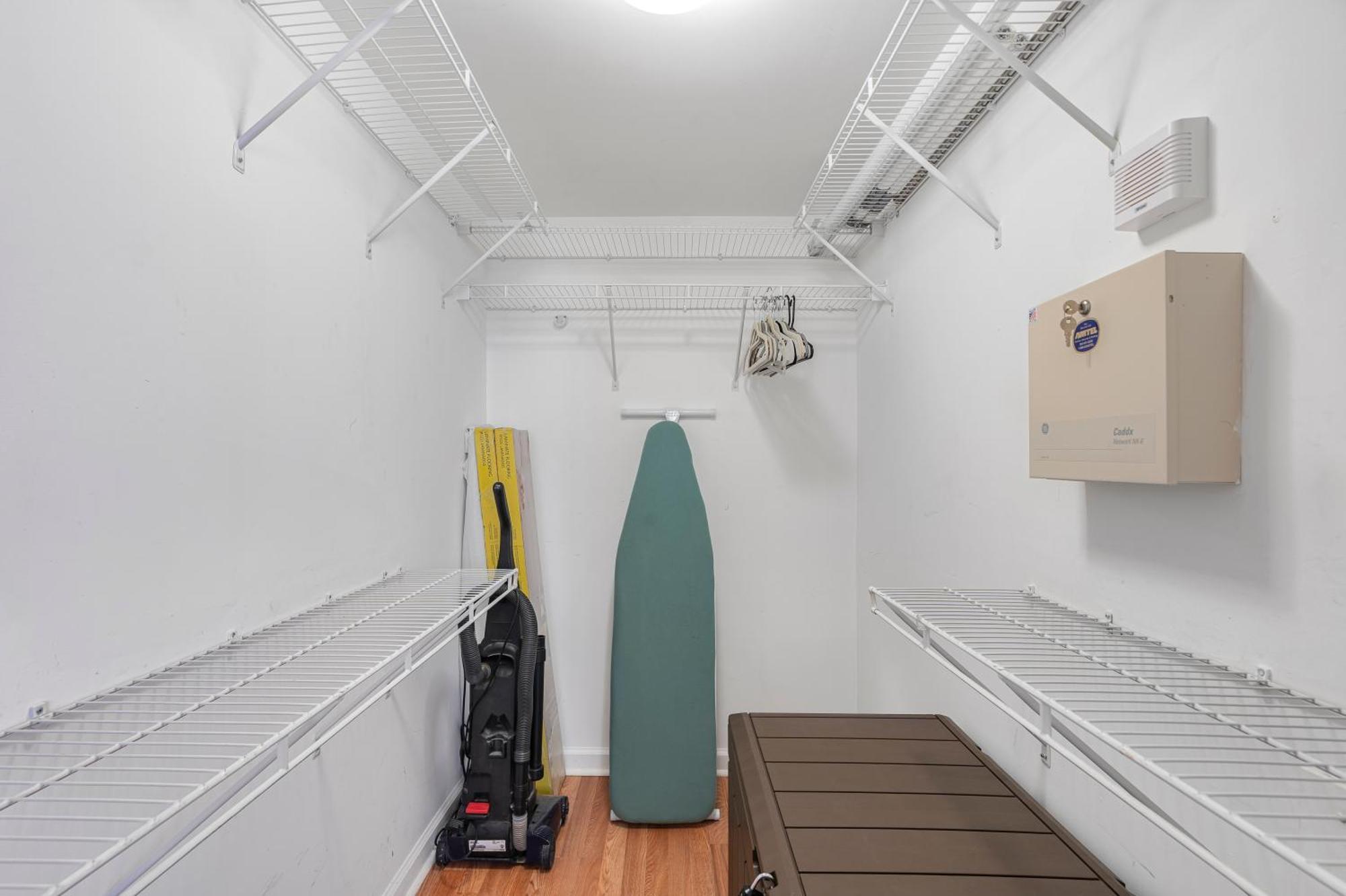 Apartment Fantastic 2br On 31st Floor Free Parking